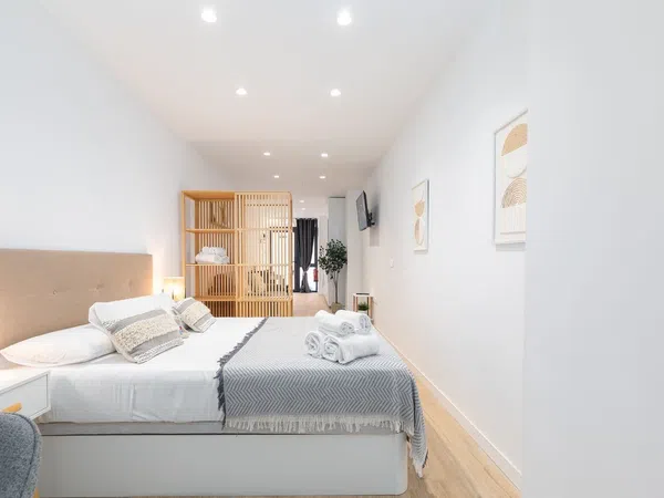 Estudio en calle de Jordi de Sant Jordi, 9 - Foto 1