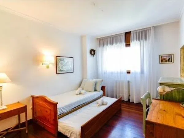 Chalet pareado en Avenida de los Menicenses, 657 - Foto 4