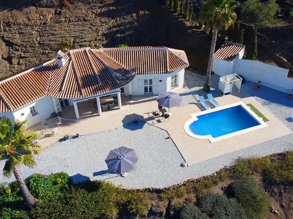 Casa o chalet independiente en Arenas - Foto 2