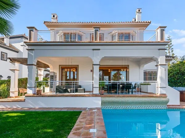 Casa independiente en calle Picasso, 1