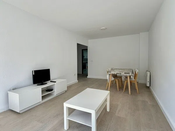 Piso en calle Carcagente, 8 - Foto 1