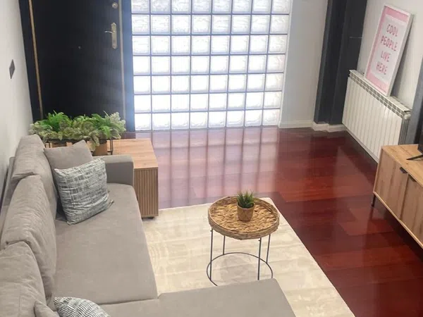 Piso en calle de la Salvia, 3