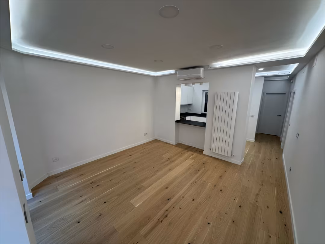 Piso en  Calle de Loreto y Chicote 6 - Foto 3