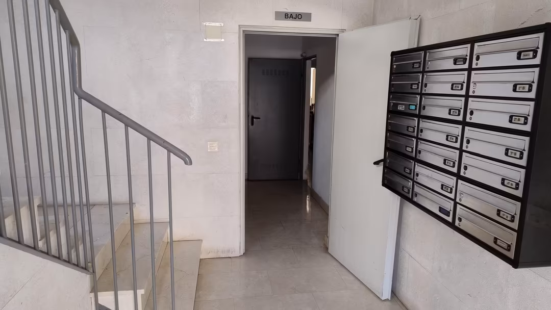 Piso en  Calle del Pintor Ignacio de Zuloaga 25 - Foto 2