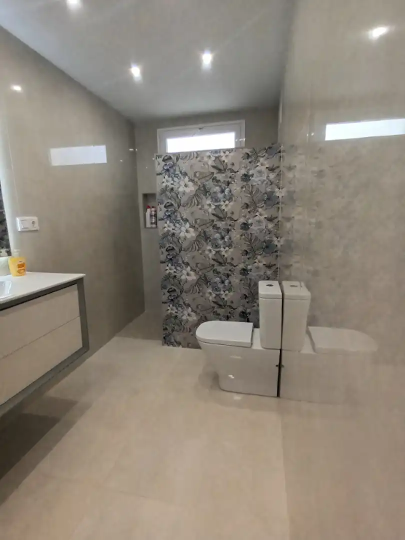 Planta baja en  Calle Avenida de América 2 - Foto 24