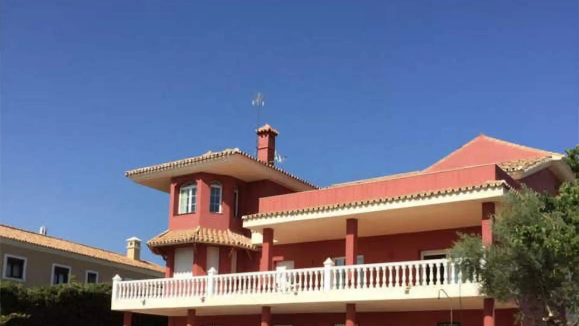 Casa adosada en Barrio Bel-Air - Foto 1