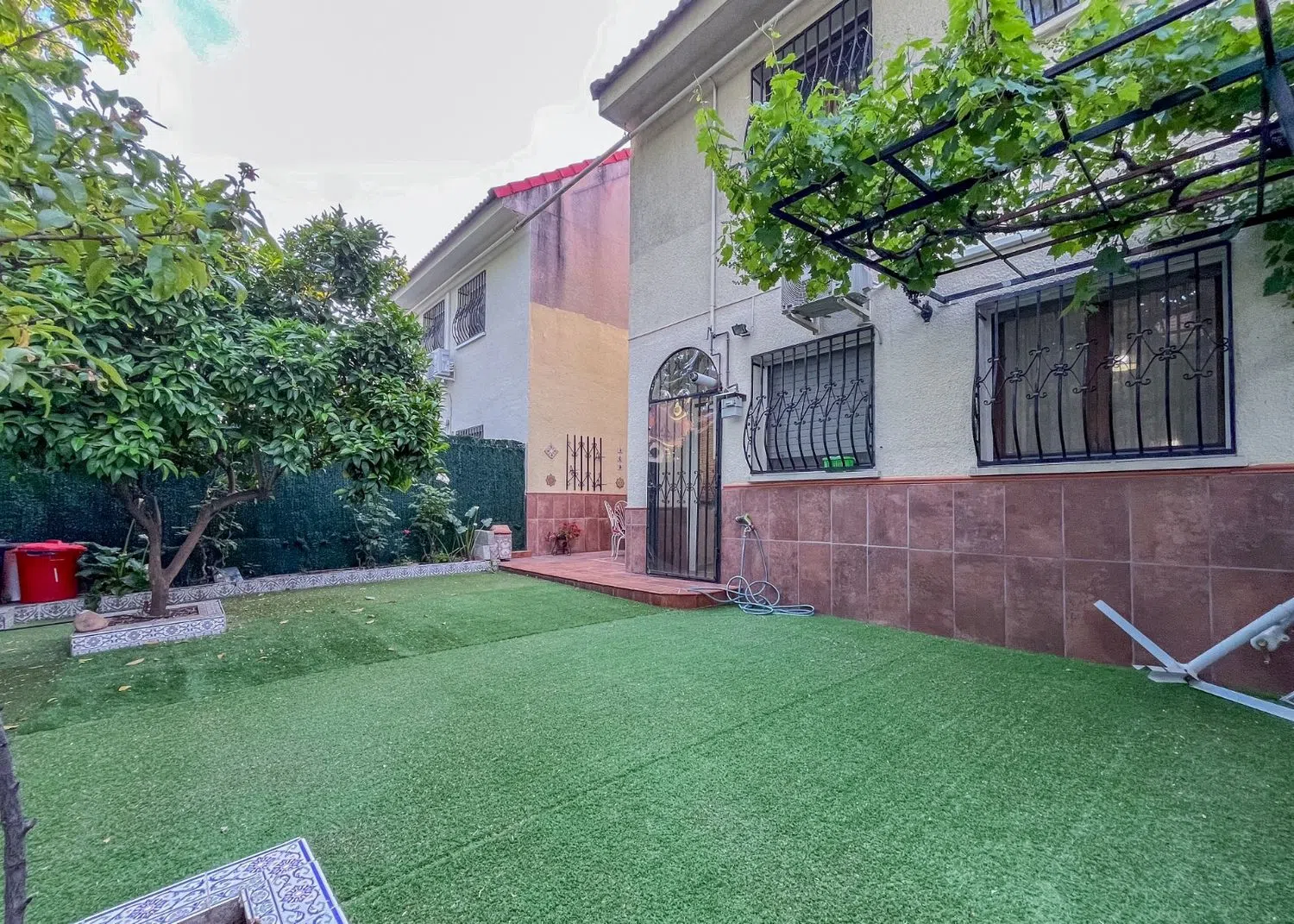 Chalet adosado en Sector 3 - Foto 18