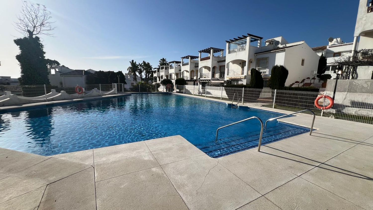 Chalet adosado en calle Frankfurt, 31 - Foto 4