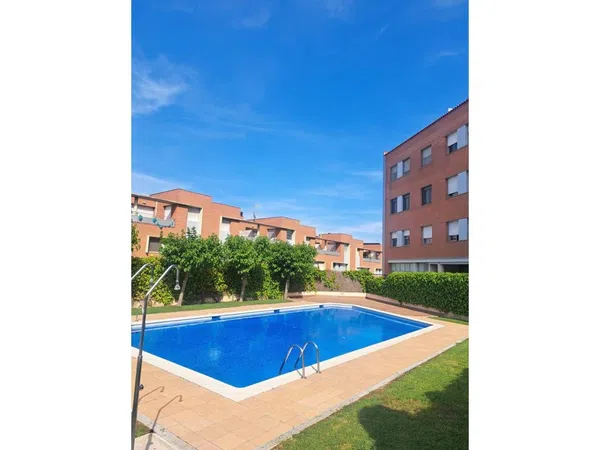 Piso en Passatge de la Terra Alta - Foto 1