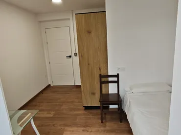 Piso en  Rúa de Vedra 9 - Foto 7