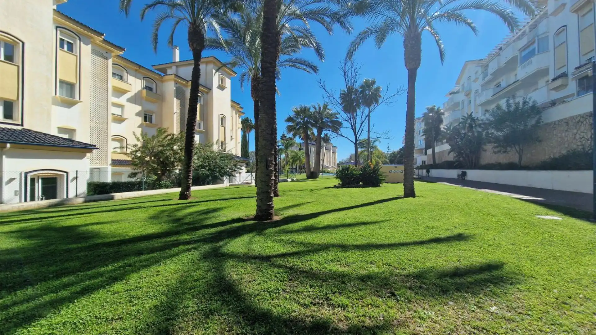 Piso en  Calle Mercedes Formica 4 - Foto 49