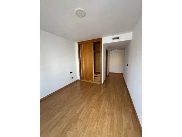Piso en Calle de Cambrils, Torrefiel - Foto 19