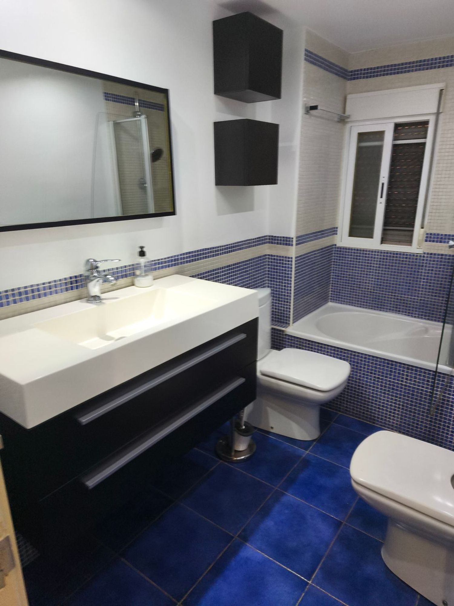 Piso en avenida de Carlos III, 9 - Foto 1