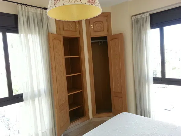 Alquiler de piso en Medina Azahara, 9 - Foto 4