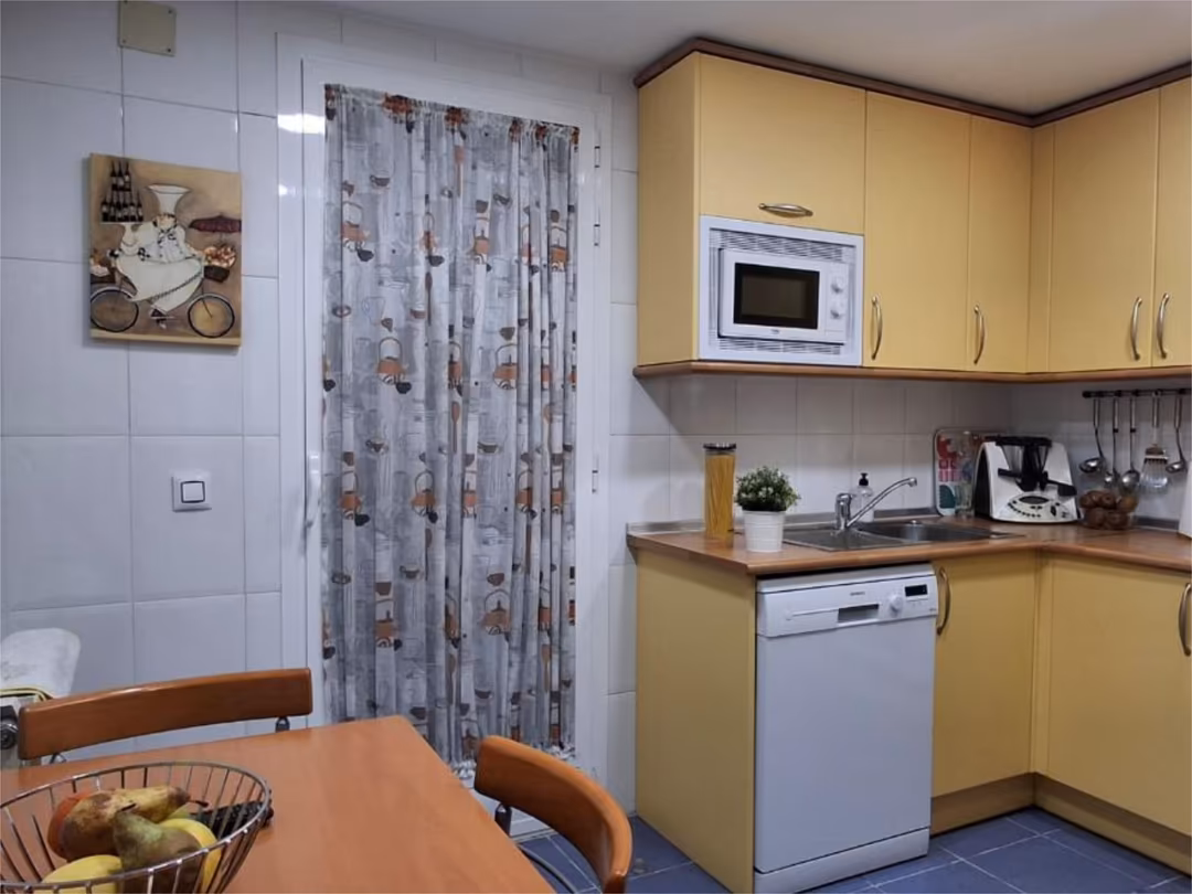 Piso en  Calle Antonio Romero 10 - Foto 7