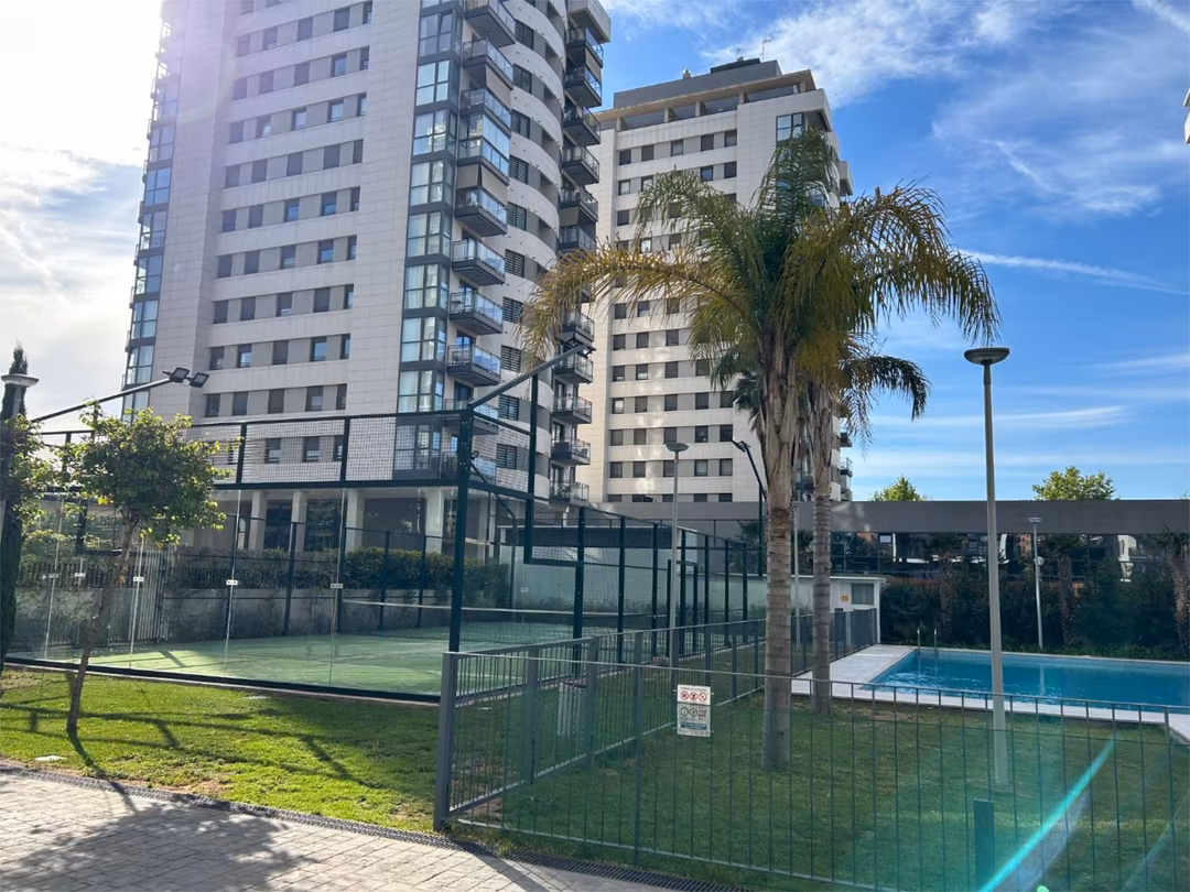 Piso en  Carrer d'Antonio Ferrandis 26 - Foto 2