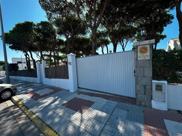Casa o chalet independiente en Avenida de la Barrosa, 64, La Barrosa, La Barrosa - Foto 6