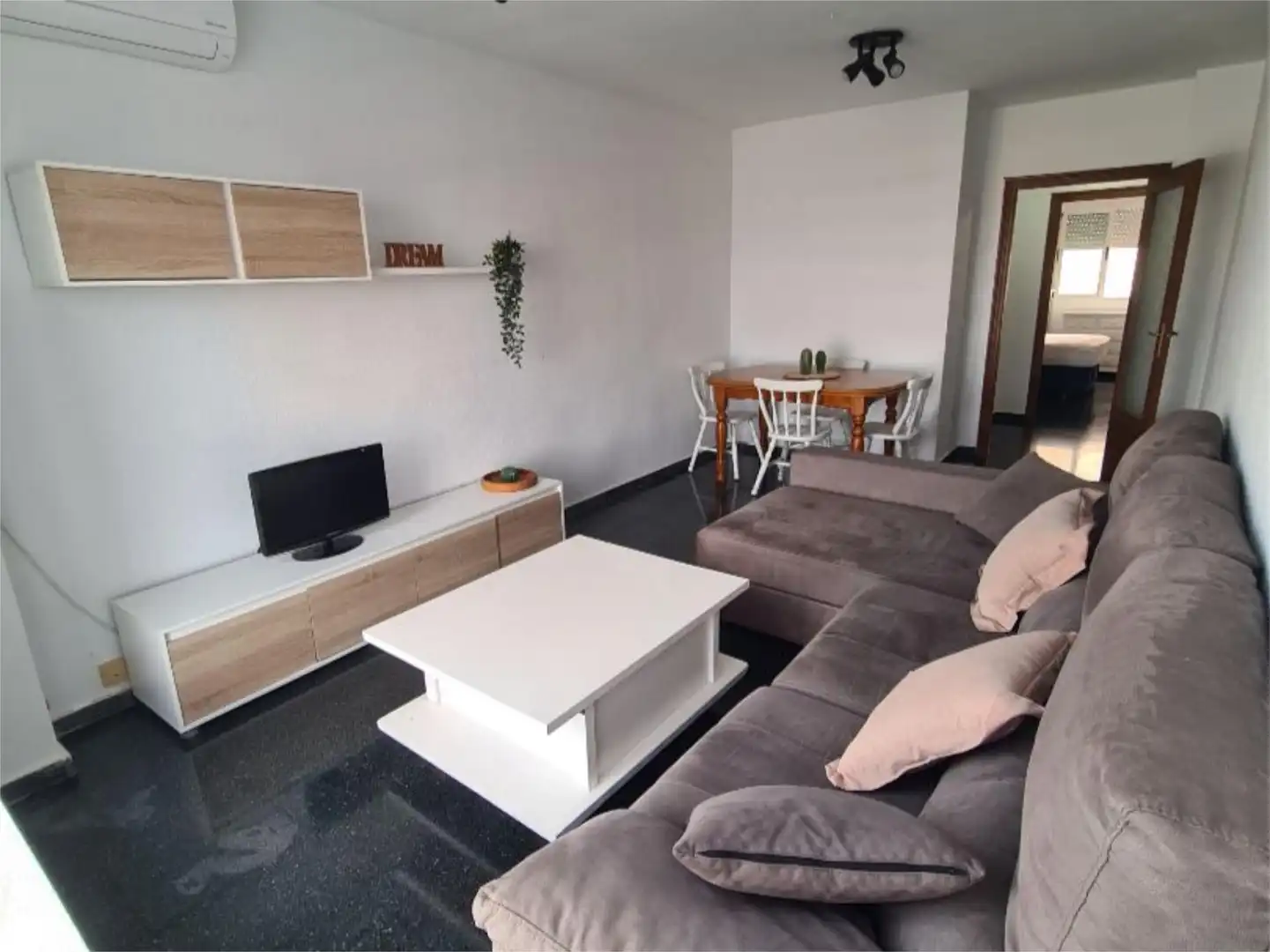 Piso en  Calle Malecón 58 - Foto 2