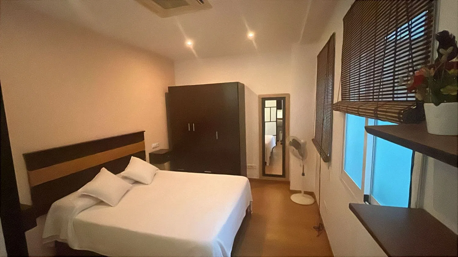 Estudio en calle Eduardo Cano, 6 - Foto 6