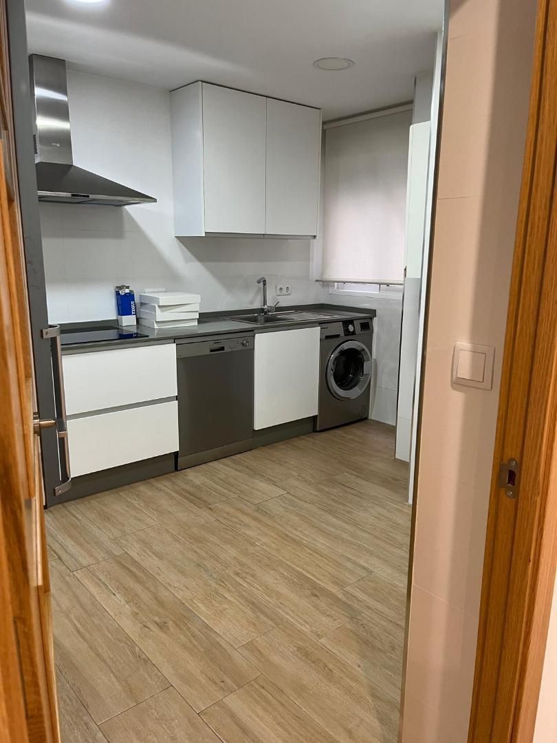 Piso en  Calle del Doce de Octubre 14 - Foto 11