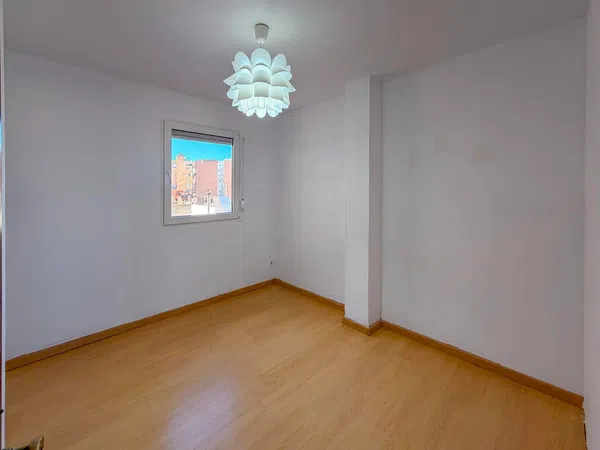 Piso en calle de Milàn, 32 - Foto 7