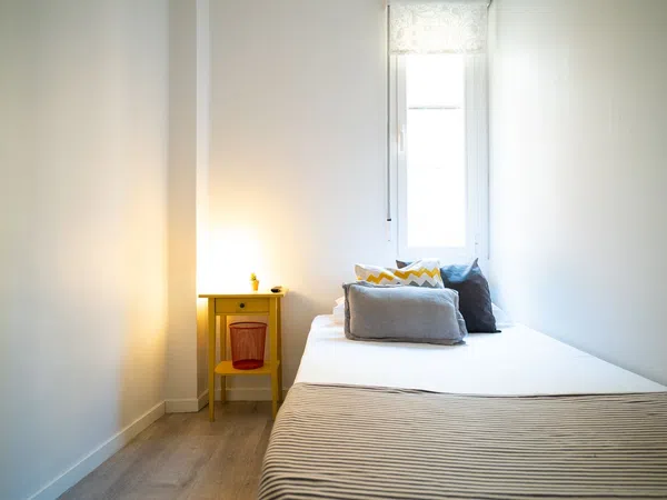 Piso en calle de Andrés Borrego, 8