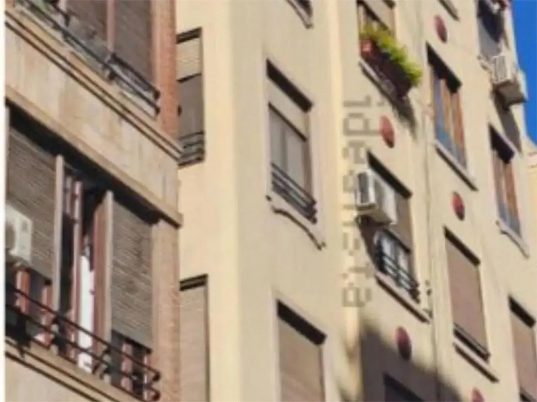 Piso en  Carrer del Túria 33 - Foto 1