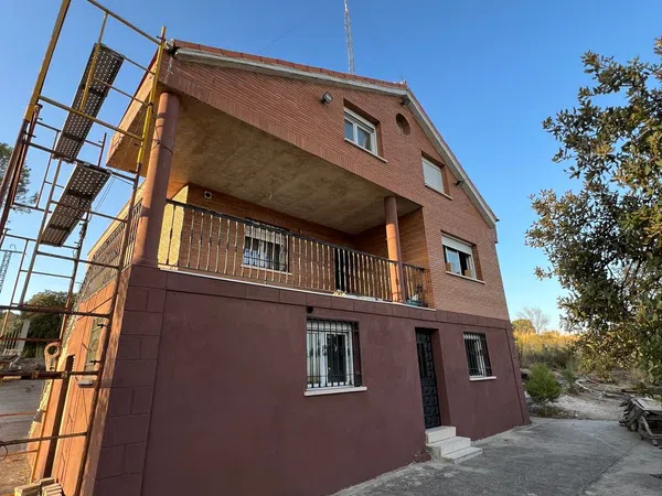 Casa o chalet independiente en Zona la Varga s/n - Foto 1