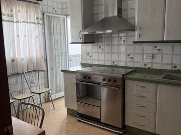 Piso en  Avinguda del Primer de Maig 1 - Foto 2