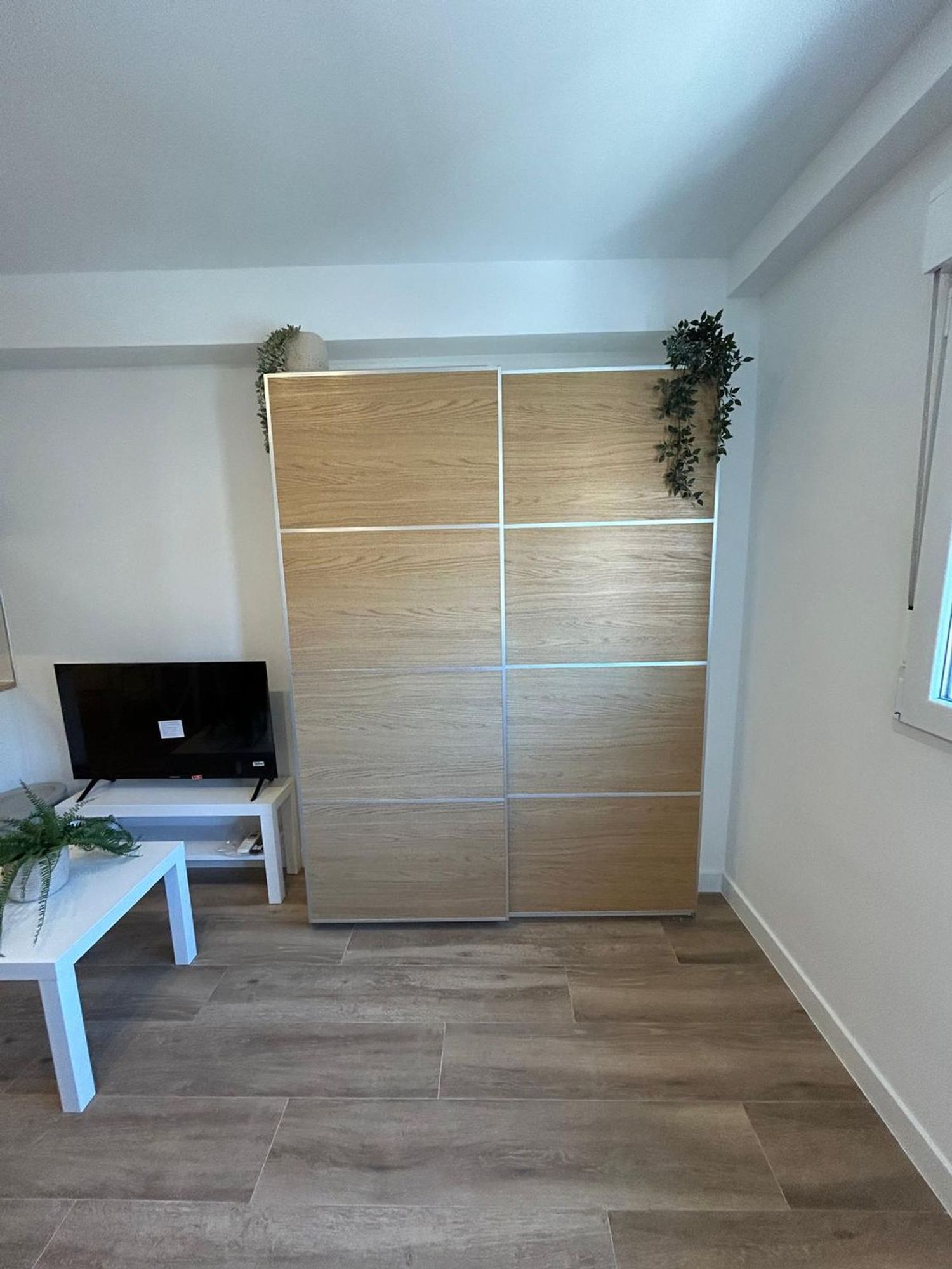 Estudio en calle de Carlos Dabán, 25 - Foto 8