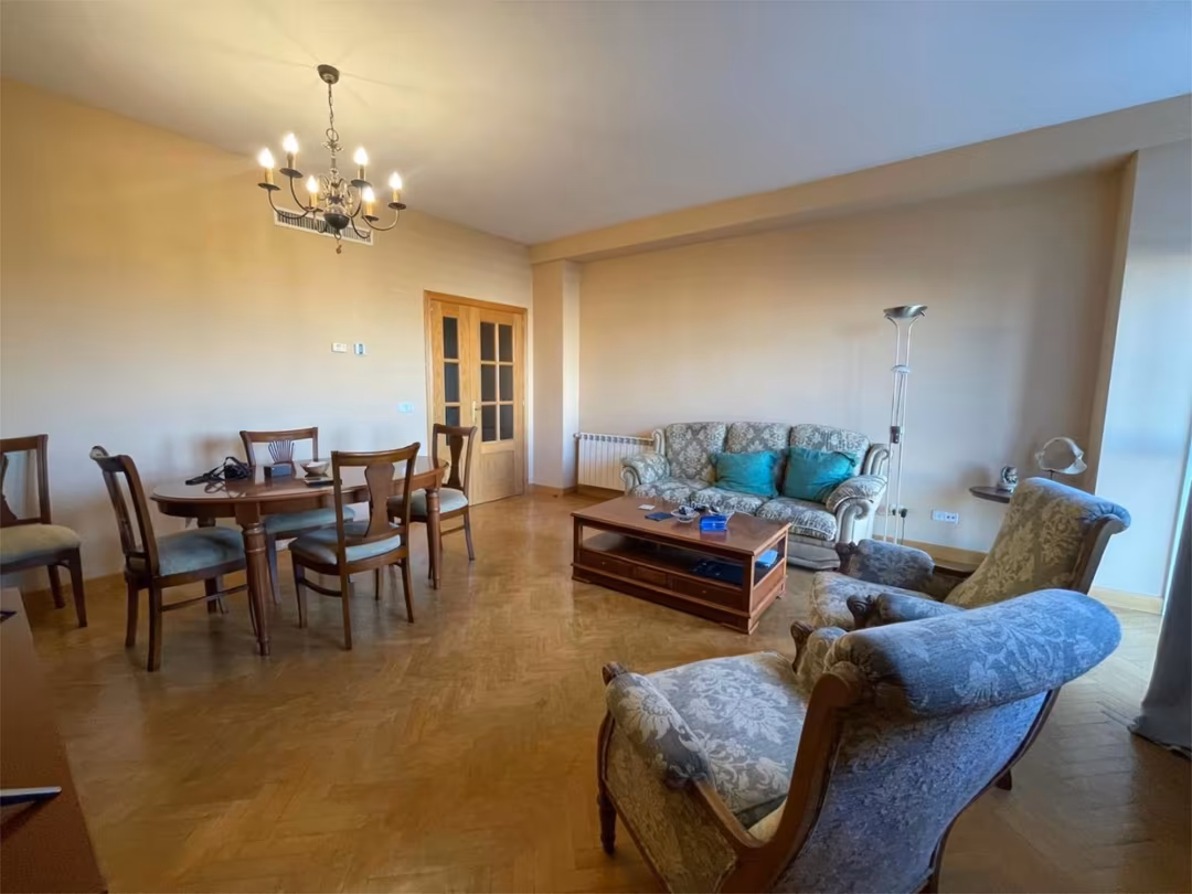 Piso en  Avenida de Camilo José Cela 11 - Foto 5