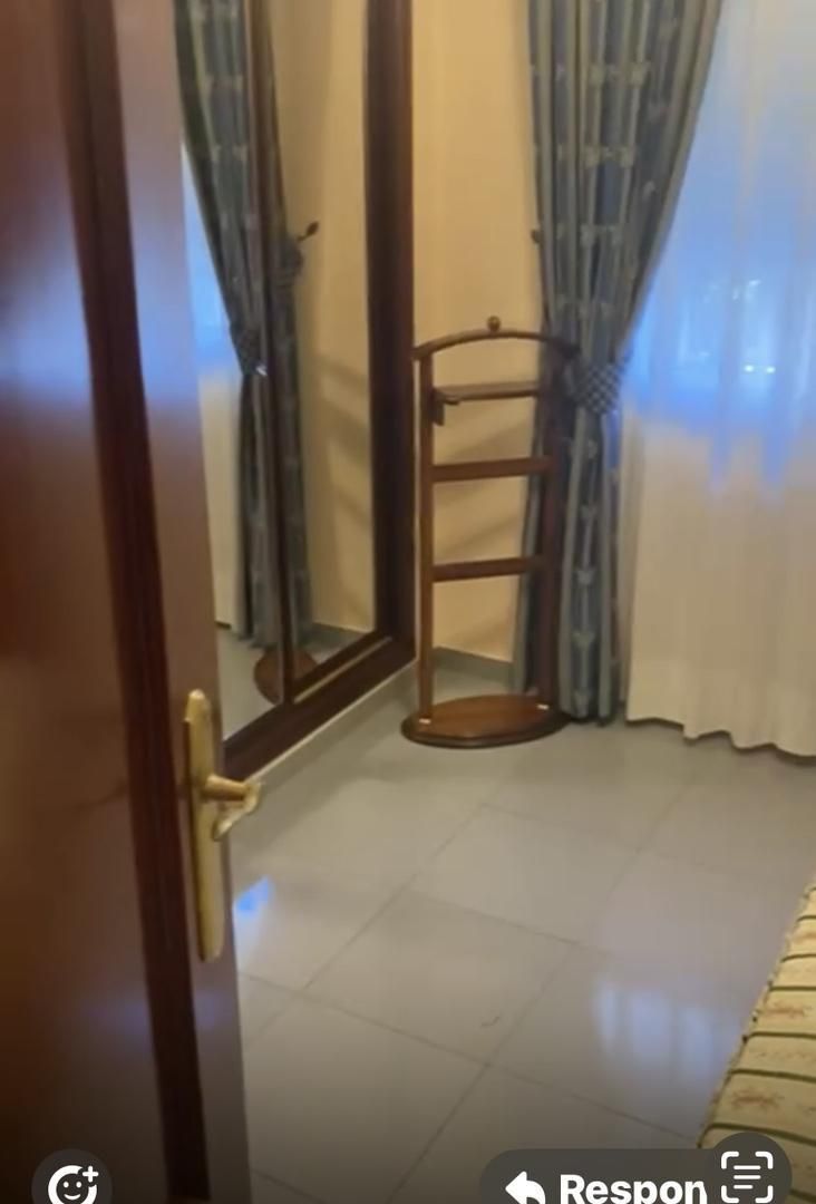 Piso en  Calle Espartinas 6 - Foto 15