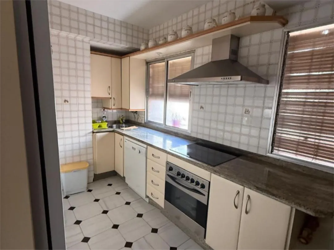 Piso en  Calle de la Virgen del Perpetuo Socorro 16 - Foto 14