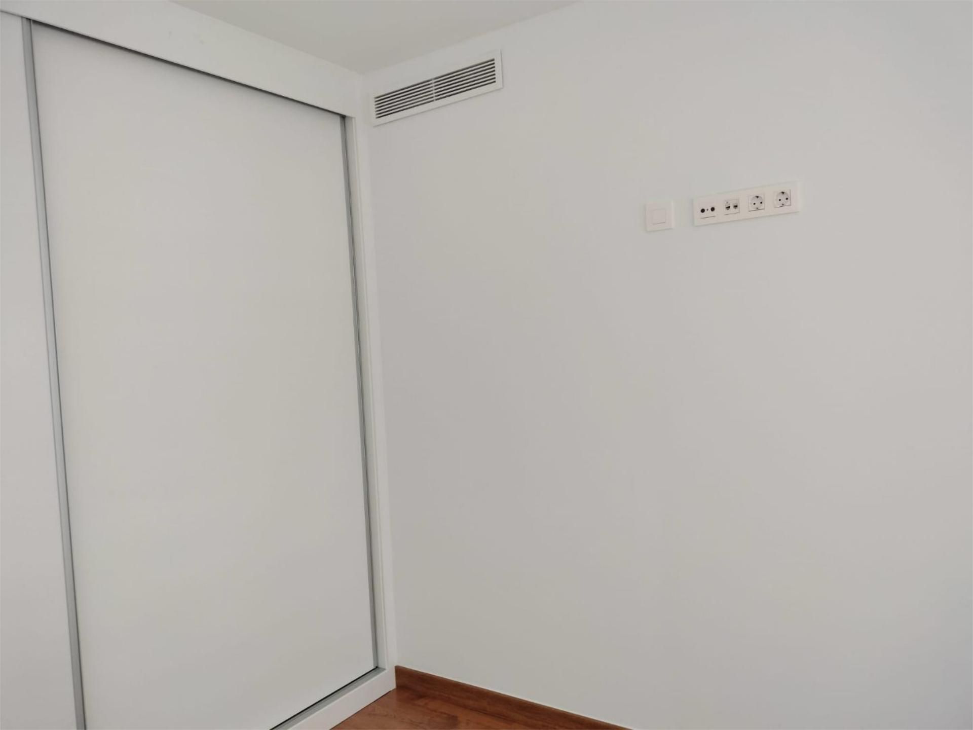 Piso en  Calle Simón García 58 - Foto 27