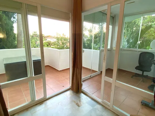 Piso en Avenida Casarabonela, 16, Reserva de Marbella - Foto 2