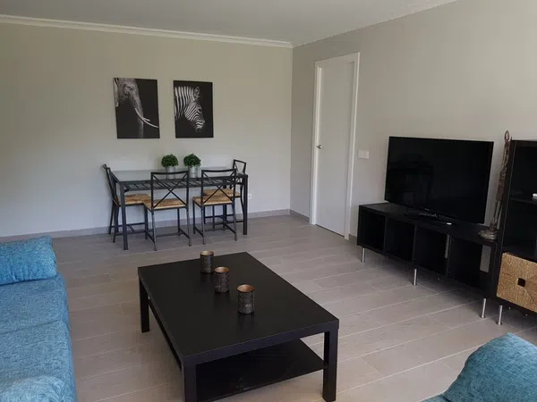 Piso en calle Poeta Manuel Benítez Carrasco, 2 - Foto 1