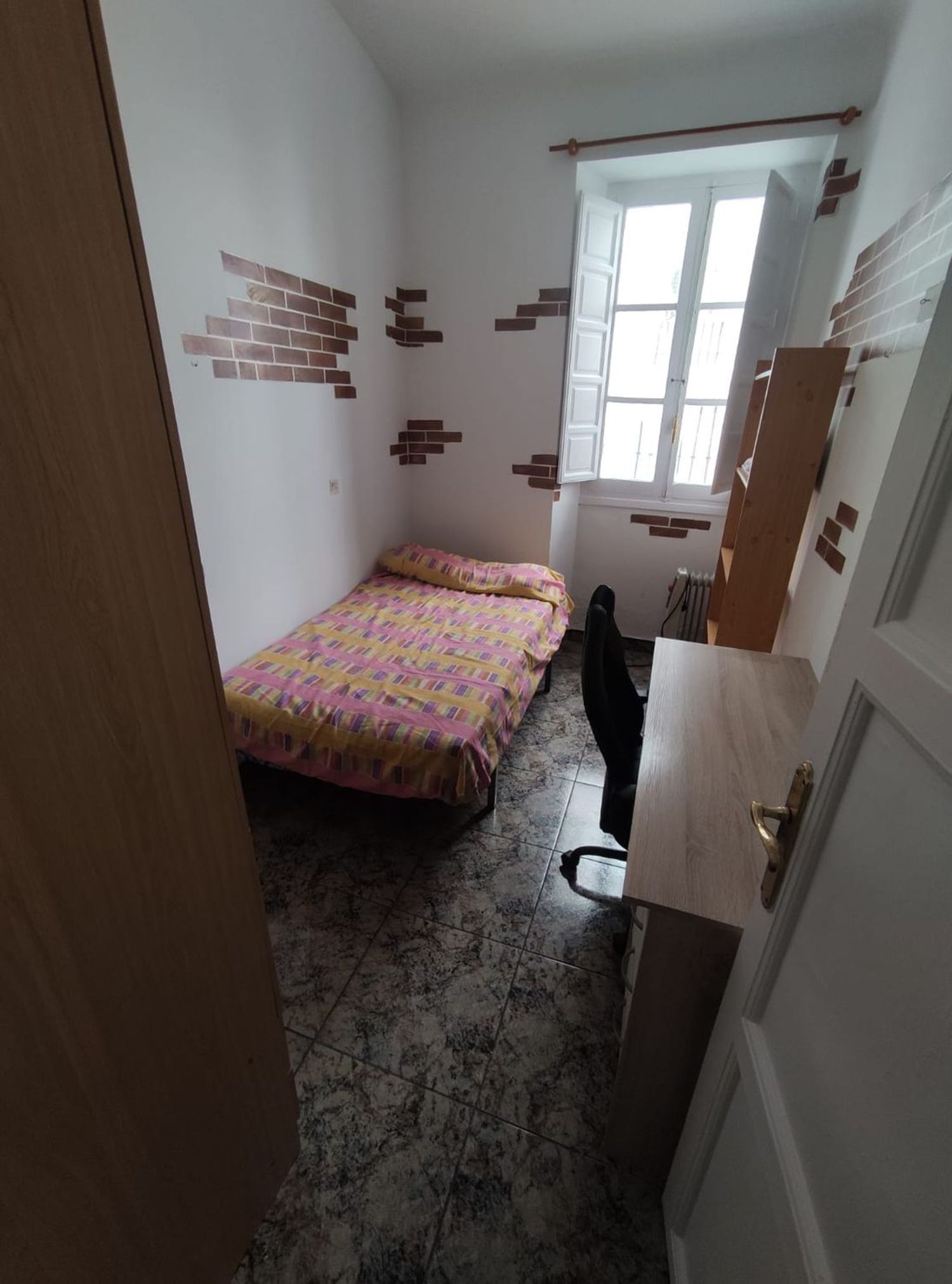 Piso en Calle Pintor Rodríguez Acosta, 5, Gran Capitán - Foto 3