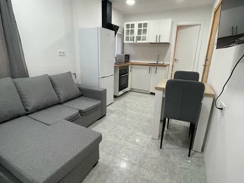 Estudio en avenida del Cid, 97