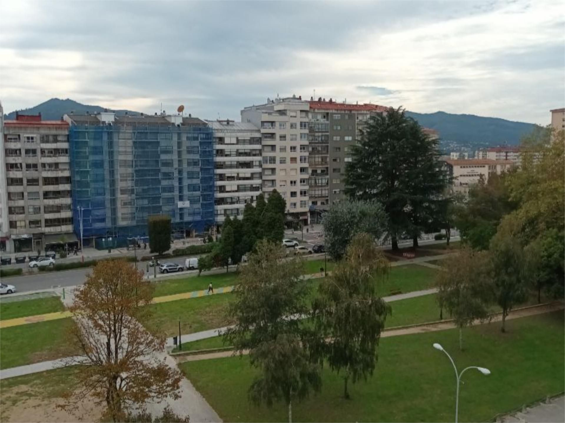 Piso en  Avenida de Castelao 54 - Foto 30