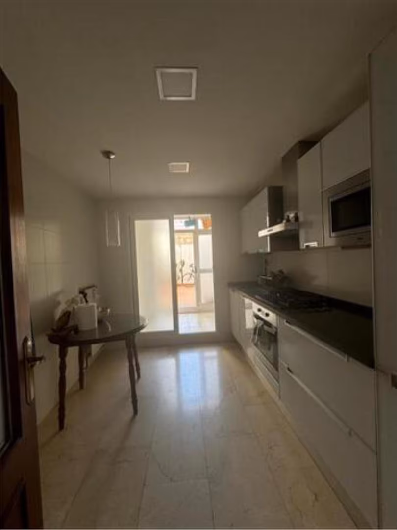 Piso en Ciudad Jardín - Foto 1