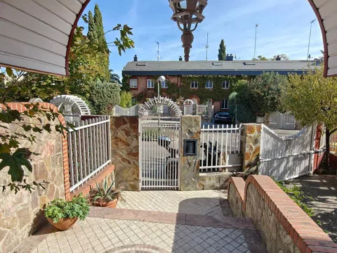 Chalet adosado en calle del Parador de Santa Lucía, 999