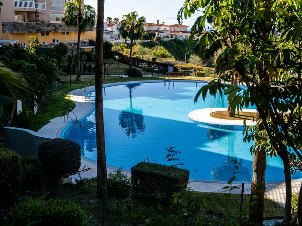 Piso en avenida del Higuerón, 50 - Foto 2