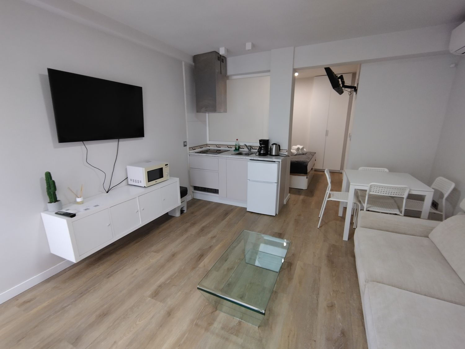 Estudio en calle de Balaguer, 18 - Foto 10