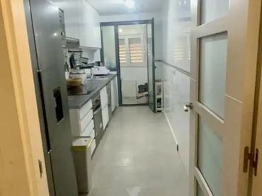 Piso en  Calle Emiliano Gómez Sevillano 5 - Foto 3