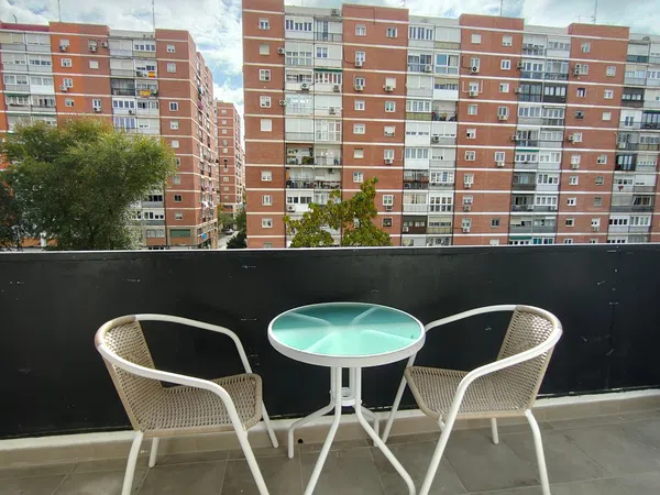 Piso en Avenida de Monforte de Lemos, La Paz - Foto 1