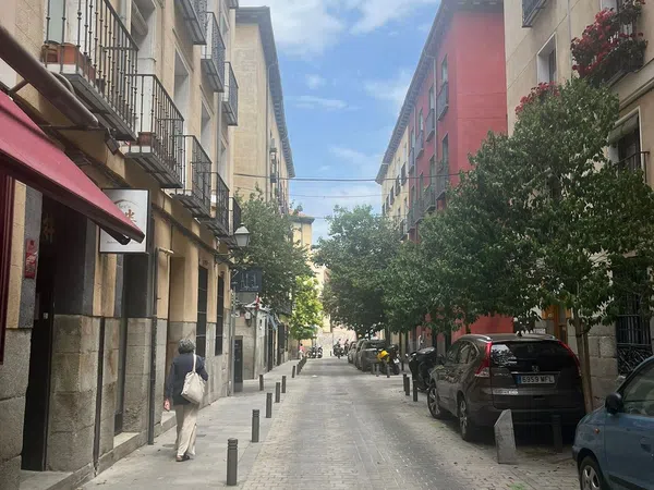 Piso en calle de la Amnistía, 6