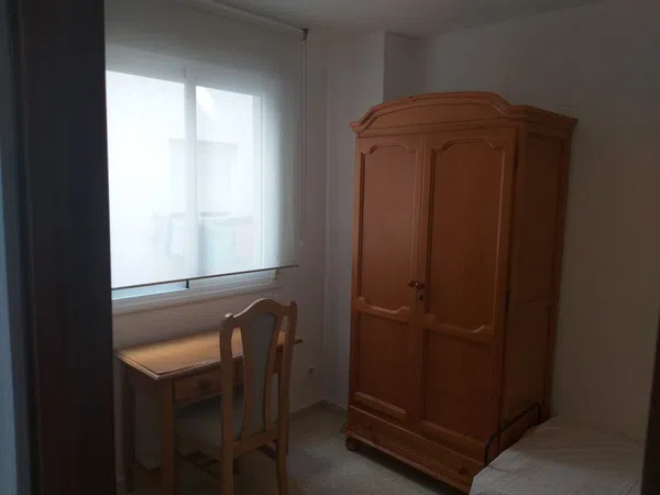 Piso en Calle de Demóstenes, 31, El Consul - El Romeral - Foto 2