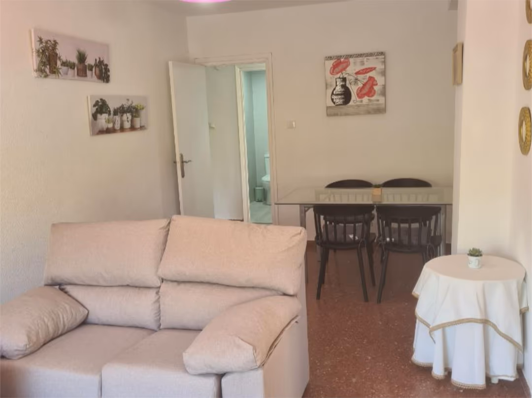 Piso en  Calle Luz Casanova 7A