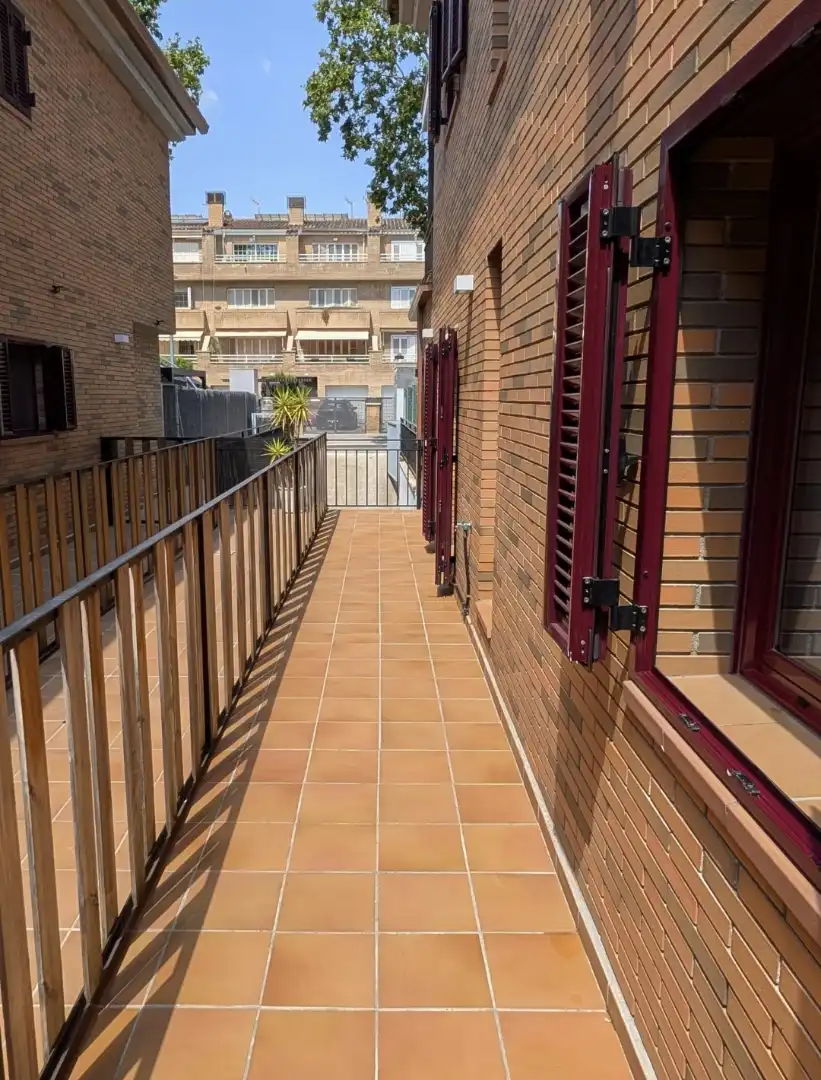 Casa adosada en  Camí Ral 69 - Foto 10