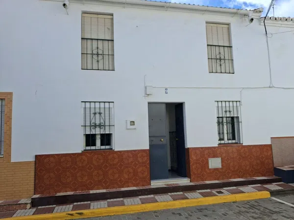 Casa o chalet independiente en Calle Gregorio Medina, 9 - Foto 1